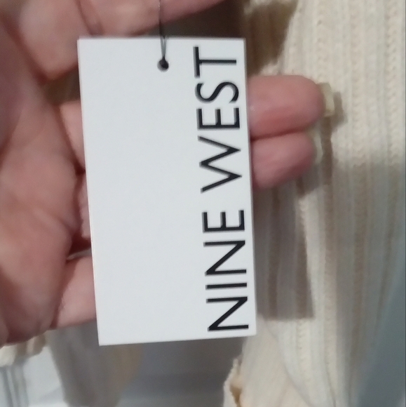 Nine West Cream and Brown Turtleneck Sweater with Leopard Print - Picture 4 of 4